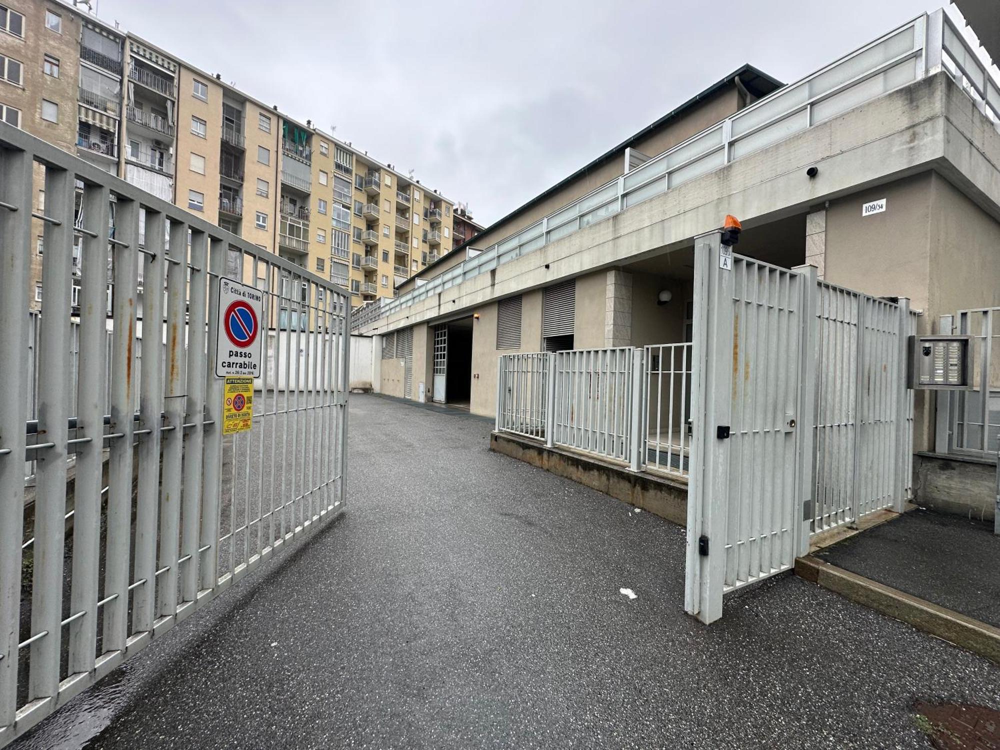 Stadio Olimpico Torino - Parcheggio Privato Exterior photo